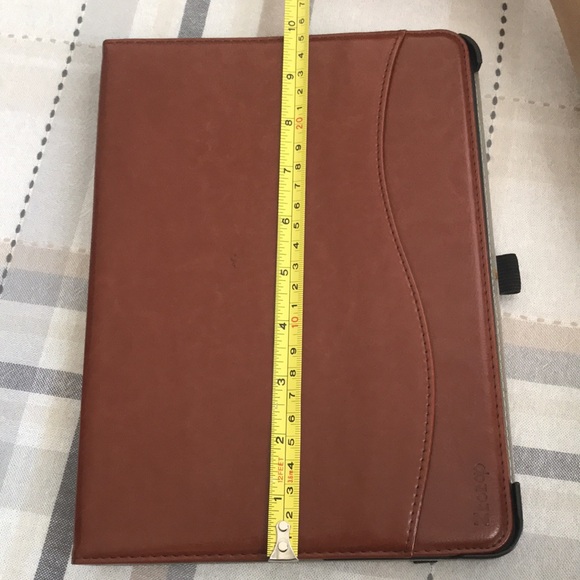 Brown iPad case - Picture 7 of 9